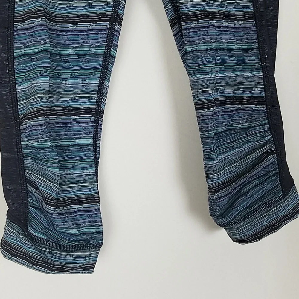 Lululemon women 4 Stop At Nothing crop leggings‎
